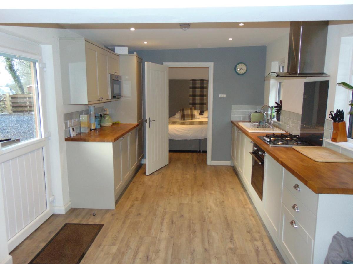 Dreamwood Cottage, Loch Lomond, Luxury Apartment. กลาสโกว์ ภายนอก รูปภาพ